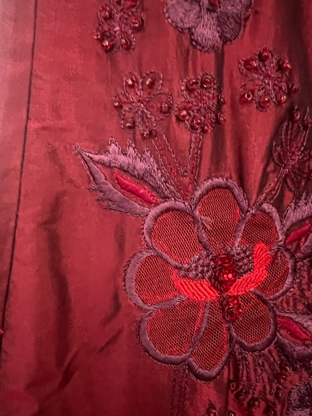 Y2K French Connection Burgundy Silk embellished bias cut skirt, size 6 / Small - Picture 12 of 12